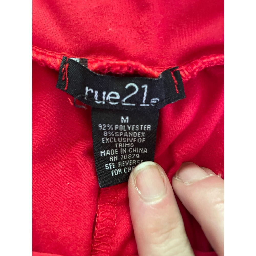 Rue21 Womens Red High Waisted Biker Shorts Size Medium Athletic Spandex Stretch - Picture 4 of 4